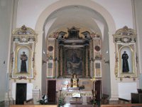 20080924 010  The inside of the main church in Montedinove (pop 500!) which has a relic of St Thomas a'Beckett