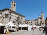 20120617 06  The antiques fair in Ascoli