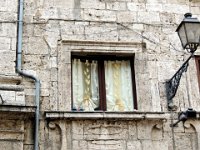 20130911 Pignotto 53  A drab window in Ascoli : Ascoli, 